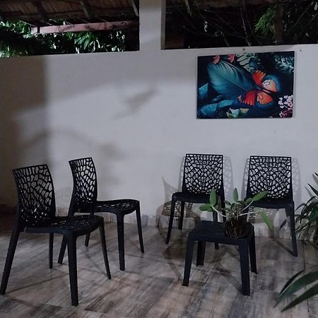 Casa Completa E Ampla Com Wi-Fi E Garagem Para Dois Veiculos 캄푸스 두스 고이타카지스 외부 사진